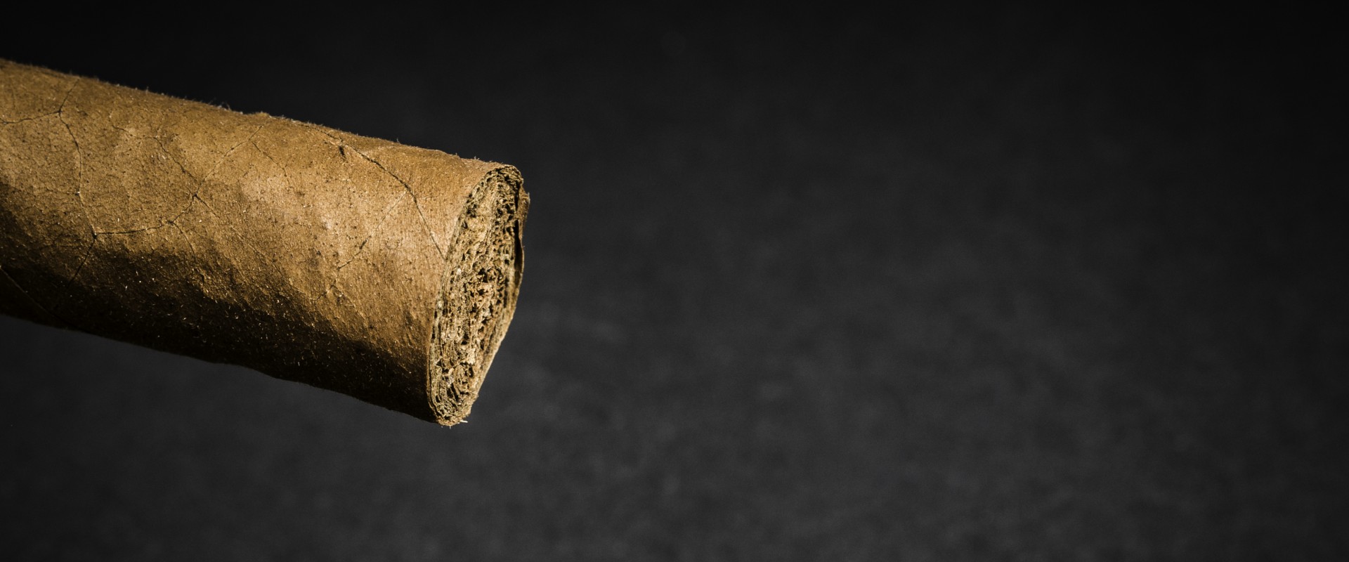 Choosing the Right Cigar or Pipe for You