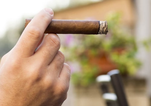 How to Smoke a Cigar the Right Way